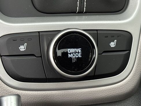 New 2026 Hyundai Venue SEL image 29