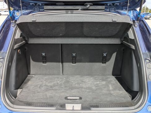 Used 2024 Chevrolet Trax LT w/ Driver Confidence Package image 11