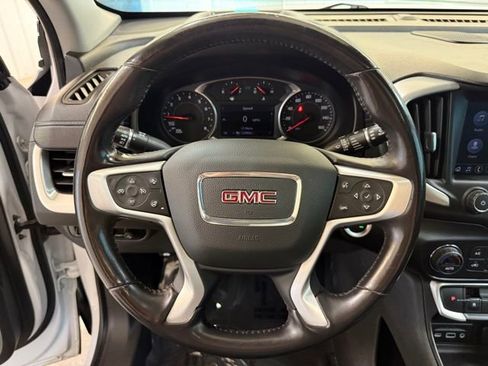 Used 2022 GMC Terrain SLT w/ Infotainment Package II image 22
