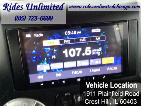 Used 2015 Jeep Wrangler Unlimited Rubicon w/ Dual Top Group AWD/4WD image 20