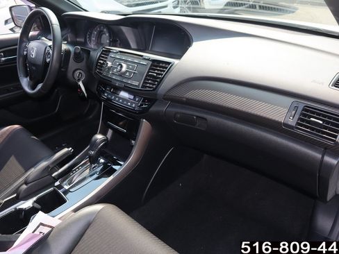 Used 2016 Honda Accord Sport image 25