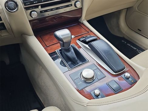 Used 2014 Lexus LS 460 w/ Comfort Package image 29