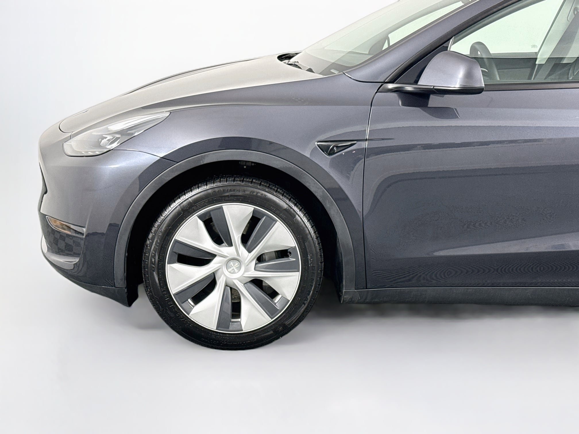 Used 2024 Tesla Model Y Long Range AWD/4WD image 40