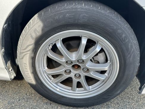 Used 2017 Toyota Prius Two w/ Prius Two Safety Plus Package image 12