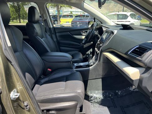 Used 2022 Subaru Ascent Limited w/ Technology Package AWD/4WD image 17