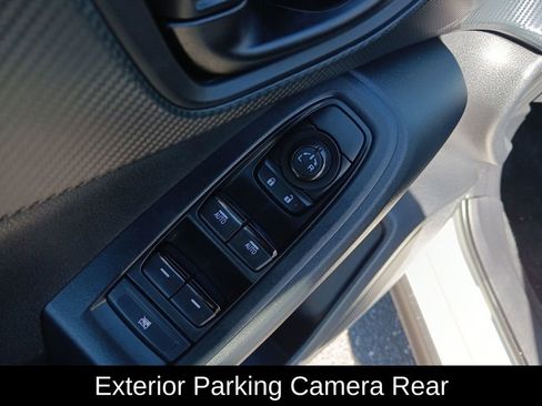 Used 2024 Subaru Crosstrek 2.0i Premium image 13