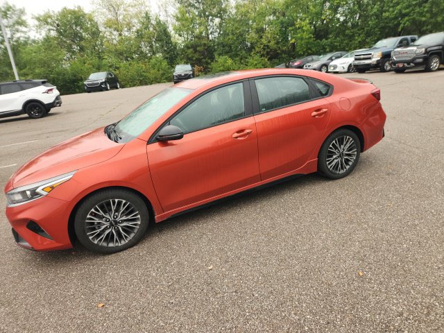 Used 2022 Kia Forte GT-Line w/ GT-Line Premium Package FWD image 12