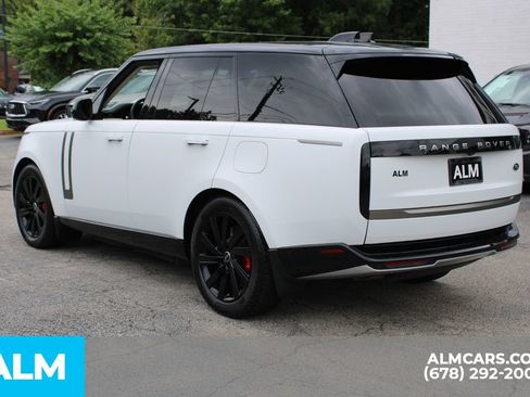 Used 2023 Land Rover Range Rover SE AWD/4WD image 9