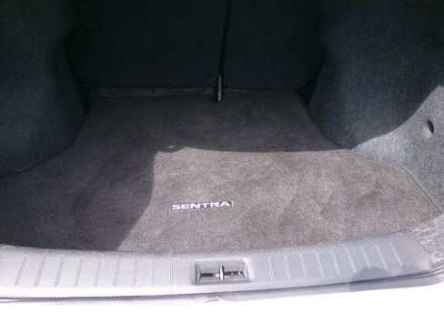 Used 2017 Nissan Sentra S FWD image 19