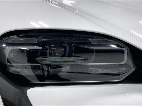 Used 2022 Porsche Taycan 4 Cross Turismo image 35