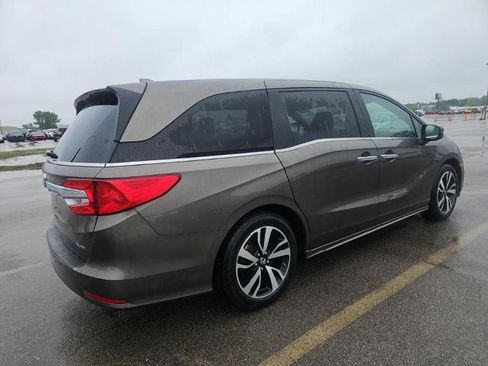 Used 2019 Honda Odyssey Elite image 4