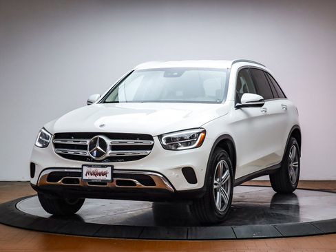 Used 2022 Mercedes-Benz GLC 300 image 1