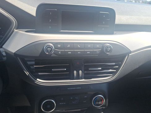 Used 2022 Ford Escape S AWD/4WD image 26