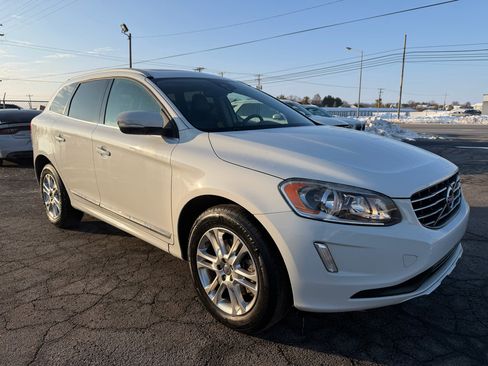 Used 2015 Volvo XC60 T5 Premier image 13