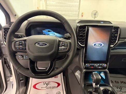 New 2026 Ford Ranger Lariat w/ FX4 Off-Road Package image 16