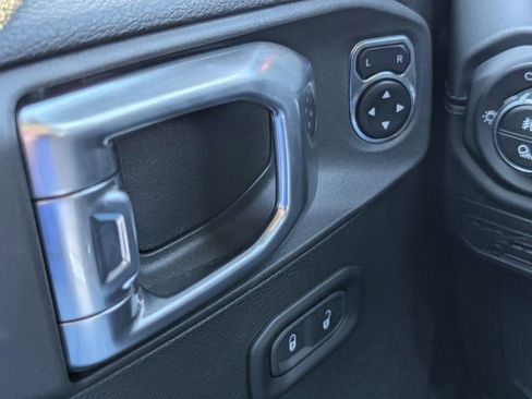 New 2026 Jeep Gladiator Mojave image 19