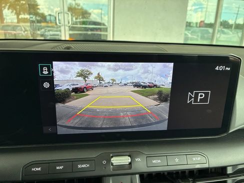 Used 2025 Kia K4 FWD image 29