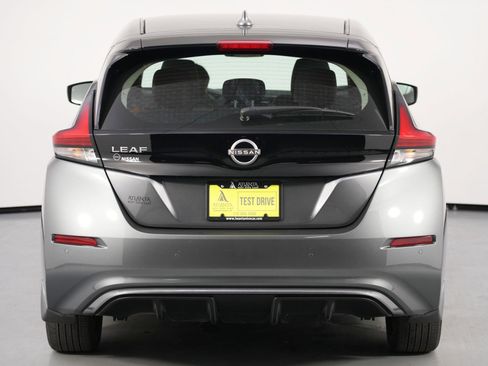 Used 2025 Nissan Leaf S image 43