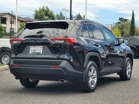 Certified 2025 Toyota RAV4 XLE w/ Convenience Package AWD/4WD image 6