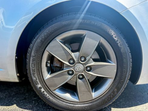 Used 2012 Kia Forte Koup EX FWD image 10