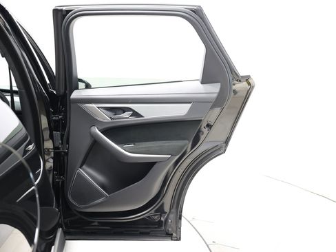 Used 2021 Jaguar F-PACE SVR image 66