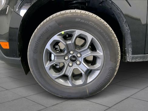 New 2026 Ford Maverick XLT FWD image 9