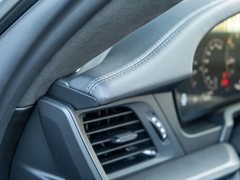 New 2026 Porsche 911 Carrera T image 18