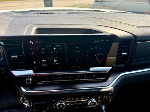 Used 2023 GMC Sierra 1500 SLT w/ SLT Premium Plus Package image 16