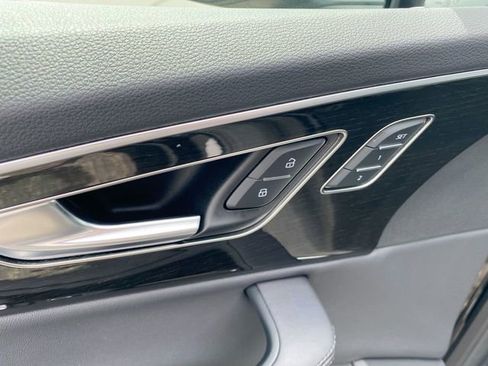 Used 2024 Audi Q7 2.0T Premium Plus image 24