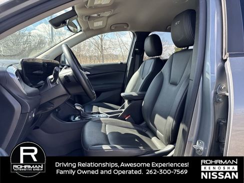 Used 2024 Buick Encore GX Sport Touring image 11