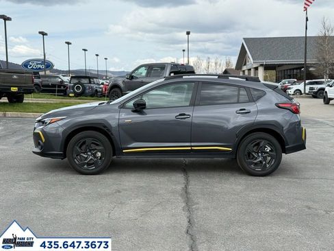 Used 2025 Subaru Crosstrek 2.5i Sport AWD/4WD image 2