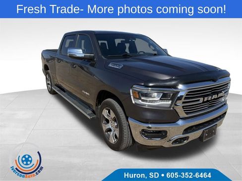 Used 2023 RAM 1500 Laramie AWD/4WD image 1