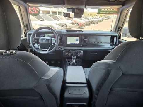 Used 2023 Ford Bronco 2-Door AWD/4WD image 16