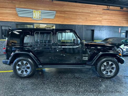 Used 2020 Jeep Wrangler Unlimited Sahara w/ Dual Top Group AWD/4WD image 2