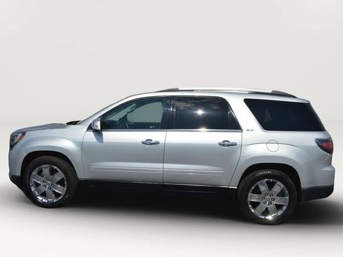 Used 2017 GMC Acadia Limited SLT image 3