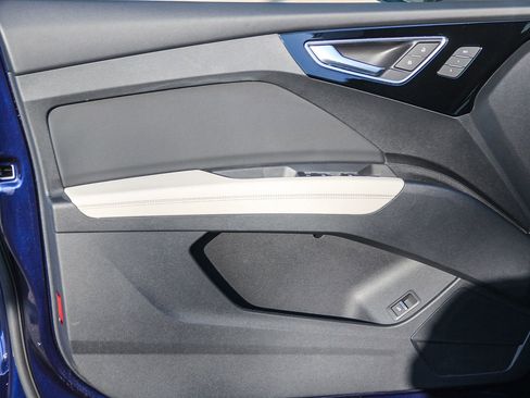 Certified 2024 Audi Q4 e-tron Premium Plus w/ Premium Plus image 20