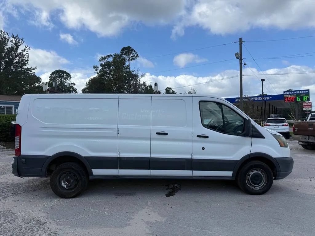 Used 2017 Ford Transit 250 148 Low Roof RWD image 4