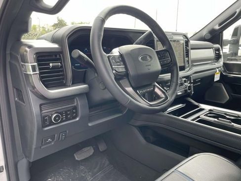 New 2026 Ford F250 Platinum AWD/4WD image 17