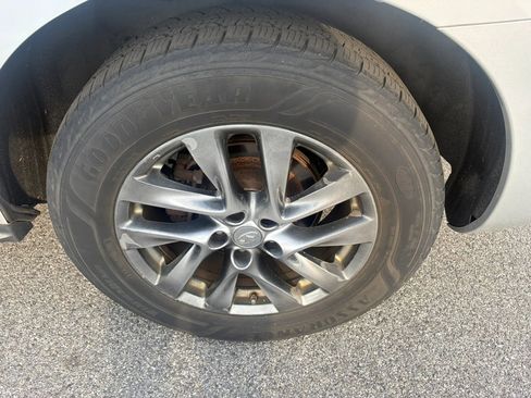 Used 2013 INFINITI JX35 AWD image 25
