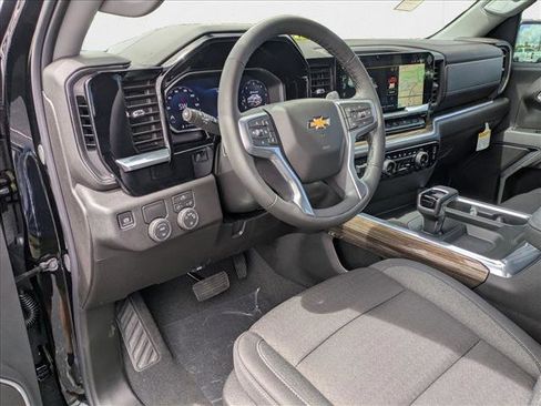 New 2026 Chevrolet Silverado 1500 LT w/ Convenience Package II image 3