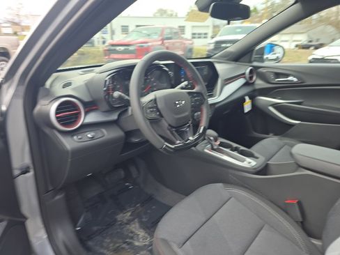 New 2026 Chevrolet Trax RS image 9