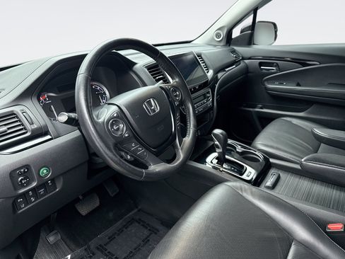 Used 2019 Honda Ridgeline RTL-E image 10