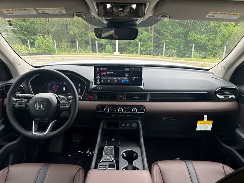 New 2026 Honda Pilot Touring image 16