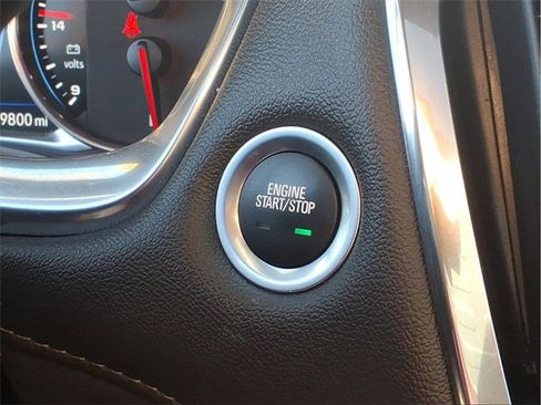 Used 2023 Chevrolet Traverse High Country image 13