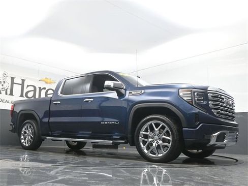 Used 2022 GMC Sierra 1500 Denali image 2