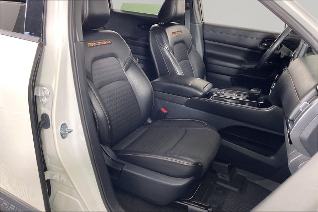 Used 2023 Nissan Pathfinder Rock Creek AWD/4WD image 26