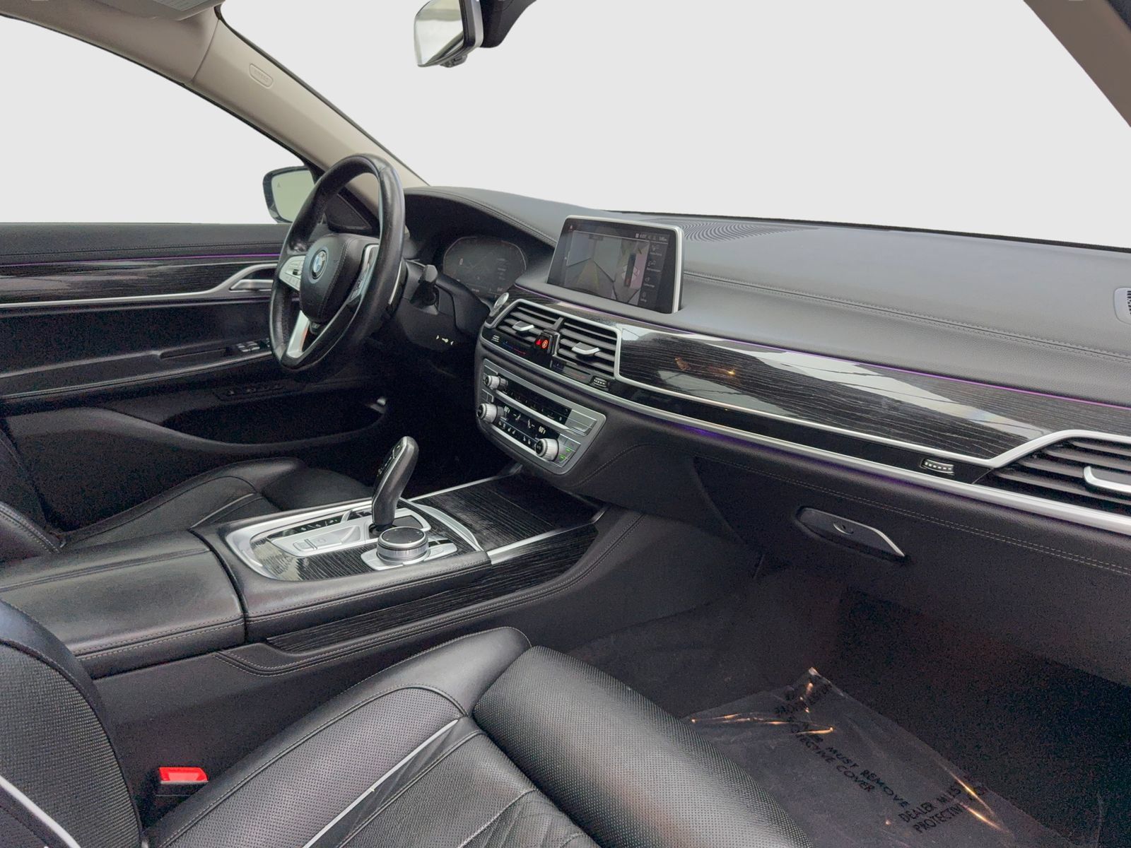 Used 2022 BMW 740i RWD image 43