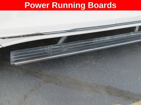 Used 2022 Chevrolet Silverado 1500 High Country w/ High Country Premium Package AWD/4WD image 16
