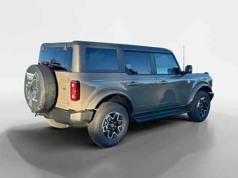 New 2025 Ford Bronco Outer Banks AWD/4WD image 37