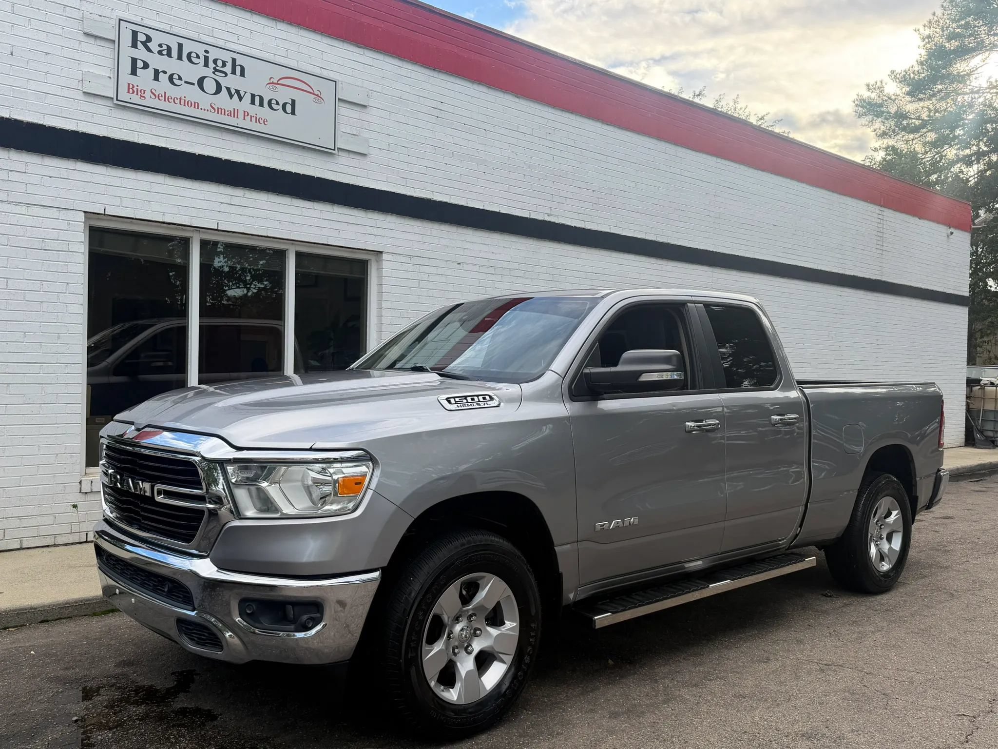Used 2020 RAM 1500 Big Horn RWD image 2